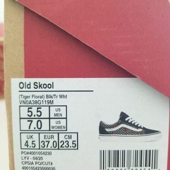 Van's - Picture 3 of 3